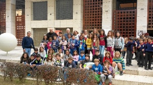 Los niños participantes, en la Casa Colón.