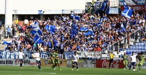 La afición está respondiendo a la llamada del club. / Foto: Josele Ruiz.