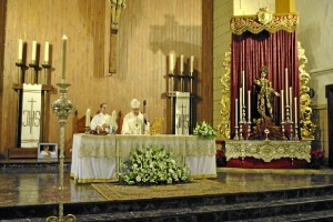 La misa estuvo presidida por el obispo de Huelva.