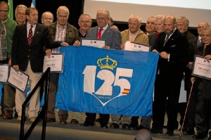 Un momento del homenaje a los ex jugadores del Recre en de la Gala con motivo del 125 Aniversario del Decano. / Foto: www.recreativohuelva.com.