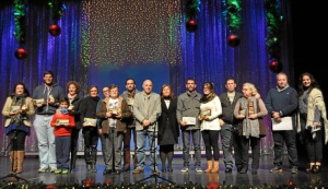 Ganadores y participantes en el concurso de belenes. 