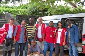 Voluntarios de Cruz Roja Huelva.