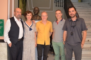 Parte del equipo de 'La luz con el tiempo dentro'. / Foto: Ateneo de Sevilla.