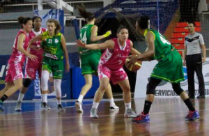 De nuevo el equipo onubense realizó un buen trabajo defensivo. / Foto: @CBConquero.