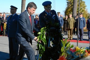 Momento de la ofrenda floral.