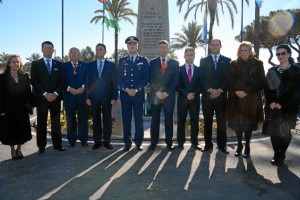 Foto de familia de los participantes.