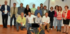 Foto de familia del grupo 'Poetas de Ayamonte.