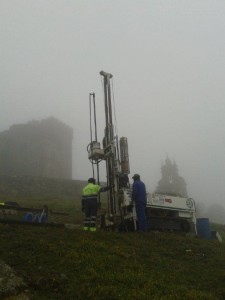 Uno de los sondeos llevados a cabo en las laderas del Castillo.