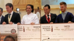 David, recogiendo su premio en la Feria 'Granada Gourmet'.