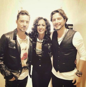 Manuel Carrasco, junto a David Bisbal y Rosario, grabando los primeros programas.