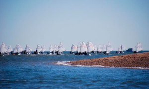 Unos cien barcos tomaron parte de un evento que resultó espectacular en organización.