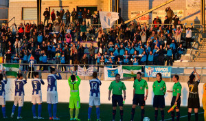 Las jugadoras del Sporting, saludando a sus aficionados antes de comenzar la final del año pasado.