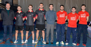 Los protagonistas del partido celebrado en Ayamonte. / Foto: J. L. Rúa.