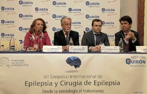 es un ponente habitual en reuniones nacionales e internacionales de epilepsia con más de 150 charlas y comunicaciones a congresos.