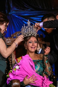 Se vivieron emocionantes momentos con la coronación de la nueva reina.