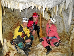 Una actividad de espeleologóa de la SEH. 