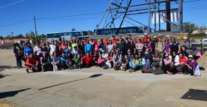 Participantes en la ruta senderista a Puebla de Guzmán.