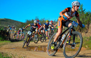 Exhibición del mejor ciclismo de montaña en la prueba en Valverde.