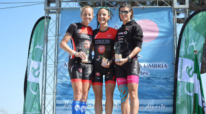 Podio femenino en el XVI Duatlón 'Playas de Punta Umbría'.