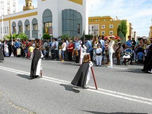 Nazarenos de la Hermandad de la Cena. 