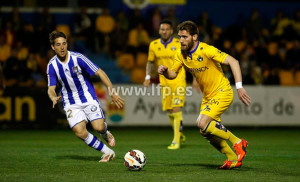 Álvaro Antón estuvo cerca del gol en el lanzamiento de una falta. / Foto: www.lfp.es.