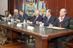 Momento de la mesa redonda celebrada.