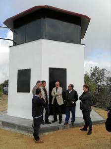 Torre de vigilancia contra incendios forestales en la Sierra del Viso.