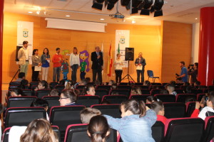 Momento de la clausura por el alcalde de Huelva, Pedro Rodríguez. 