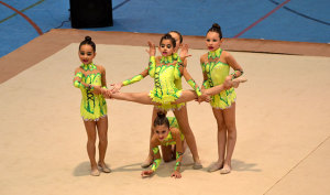 Equipo benjamín del Gimnasia Rítmica Huelva.