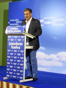 El candidato a la Alcaldía en Niebla por el Partido Popular, Antonio Fernández Regidor.