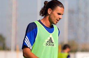 El central del Recre B, Mario, entre los 20 citados para el partido ante el Girona. / Foto: www.albiazules.es.