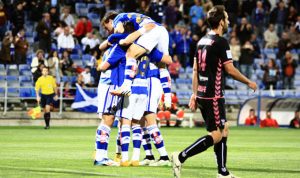 El Recre, pese a la calidad de su rival, dispuesto a dar una alegría a sus aficionados. / Foto: Josele Ruiz.