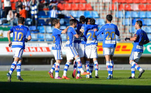 Los jugadores del Recre celebran el golazo de Pedro Ríos. / Foto: www.lfp.es.