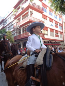 Un pequeño jinete.