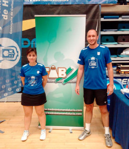 Los ganadores del torneo mixto, Laura y Carlos Longo, y éste a su vez también del individual.