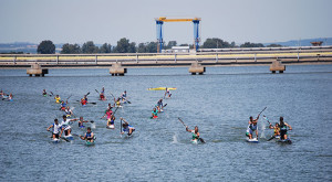 Imagen de la regata cadete femenina kayak y del cadete masculino canoa.