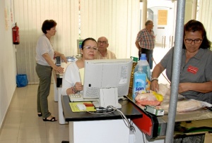 La labor de los voluntarios es fundamental para el Economato.