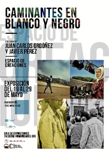 Cartel anunciador de la exposición de fotografías.