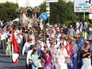 Entrada en Moguer de la comitiva.