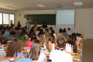 Los estudiantes han estado muy atentos durante la jornada.