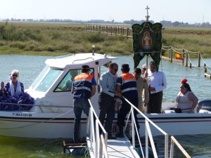 La filial de Punta Umbría a su llegada al muelle.