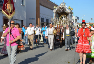 San Juan camina hacia El Rocío.