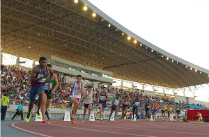 El estadio Iberoamericano de atletismo se viste de gala para el Meeting del mismo nombre.