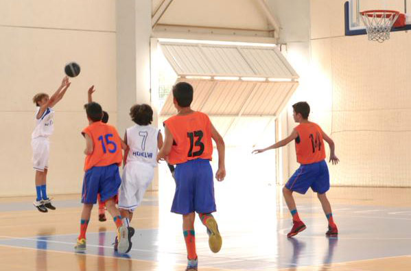 El colegio Maristas se impuso al Ciudad de Palos en el partido decisivo del Provincial de Minibasket. / Foto: www.fabhuelva.org.