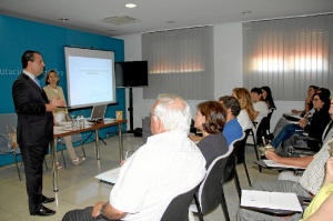 Seminario formativo sobre la Ley de Transparencia de Andalucía y su impacto local.