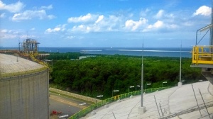 Manuel ha tomado esta imagen de la playa vista desde el techo de los tanques de la Terminal.