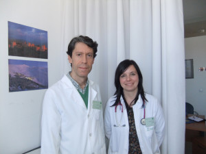 Medero y José Camacho, su tutor en el centro de salud de El Torrejón.