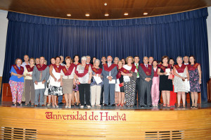 Los graduados mayores de 55 años de la UHU.