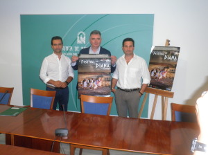 Alcalde de Aroche, Delegado de Gobierno, y Diputado territorial de Aroche durante la rueda de prensa sobre el festival.