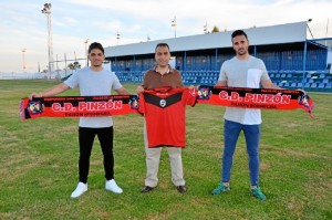 David Murial y Juanfri durante el acto de presentación en el Club.